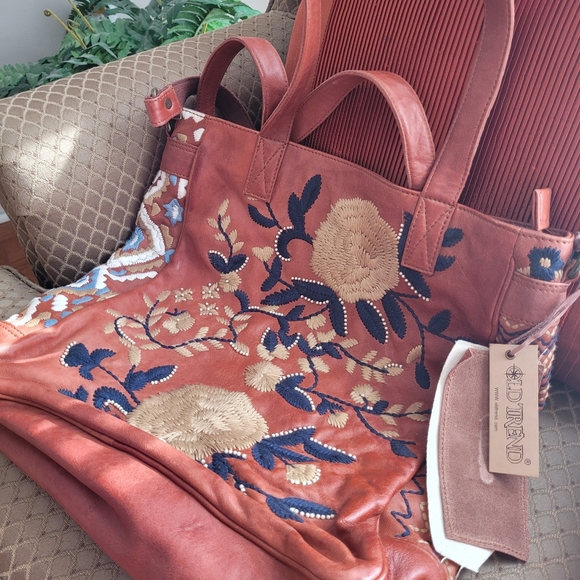 Boho Leather Tote bag - Picture 2 of 10